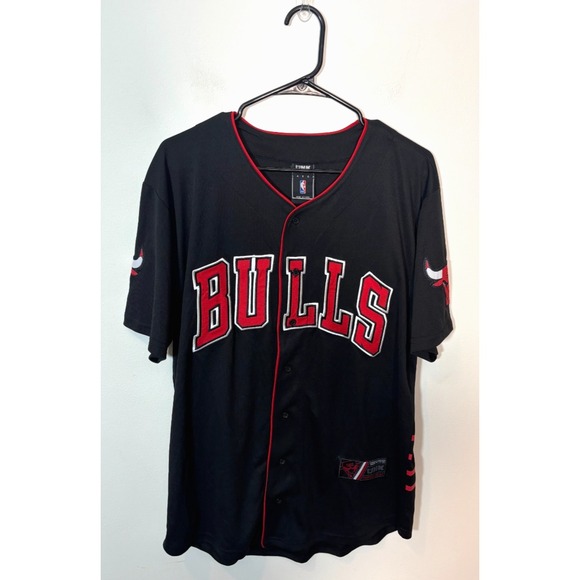 Unk Other - UNK Men's Size Large Chicago Bulls Baseball-Style Jersey Buttons